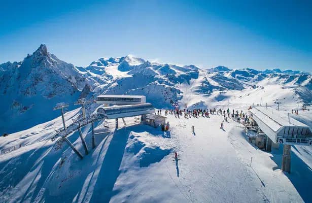 Courchevel ski resort transfer